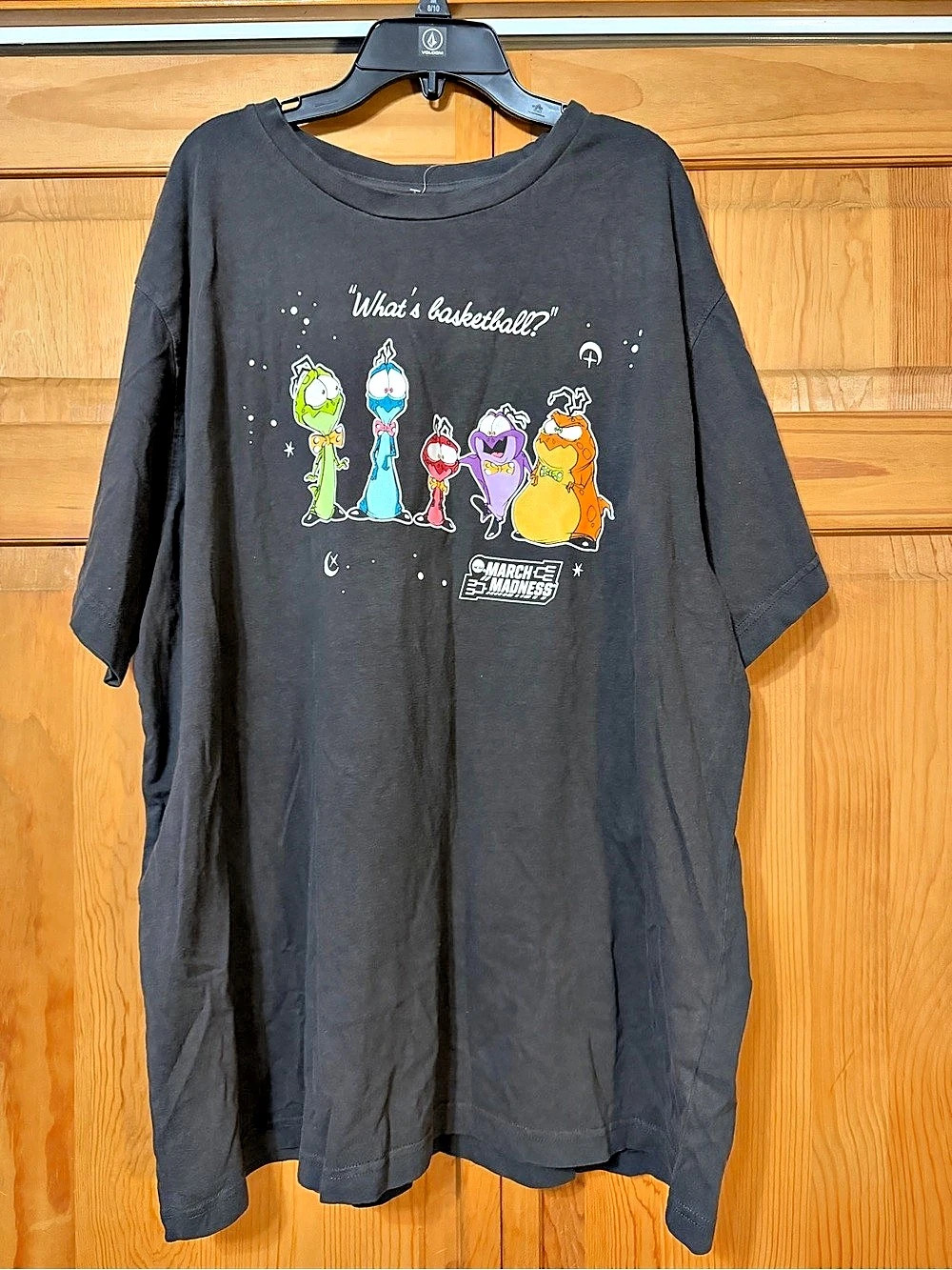 Champion Space Jam NCAA What's Basketball T-Shirt Black XL